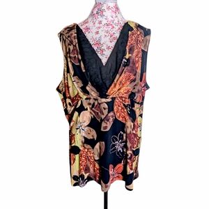 New Directions Floral And Lace Sleeveless Blouse
